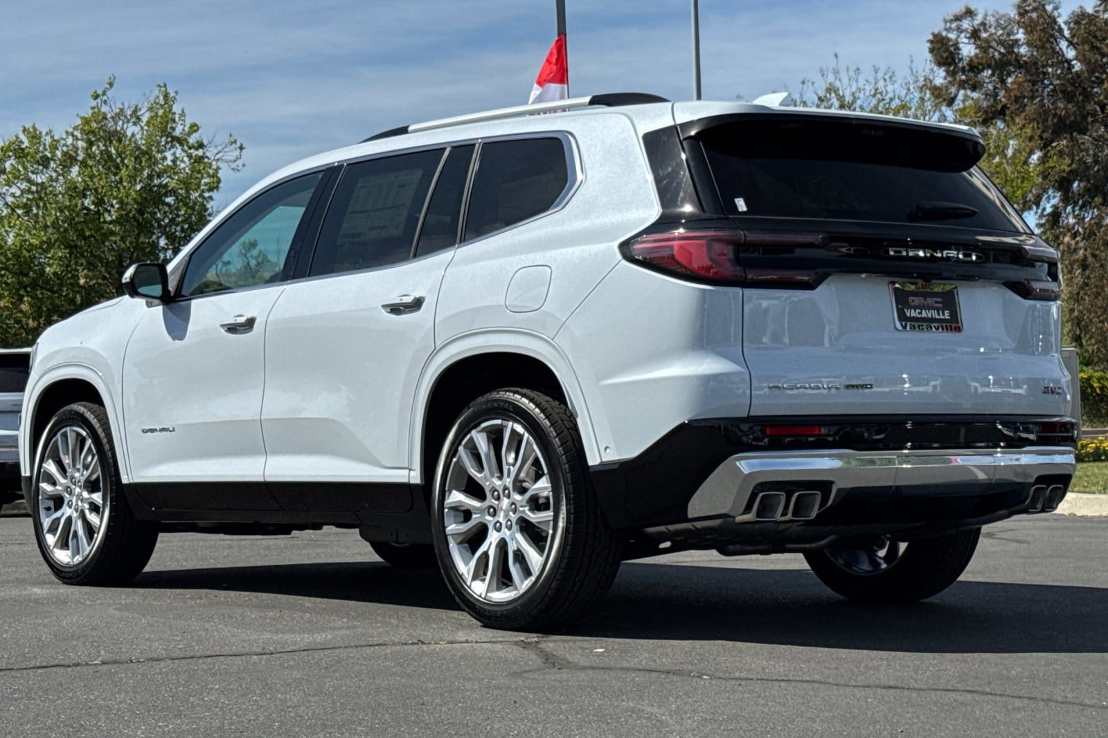 2026 GMC Acadia Denali photo 6