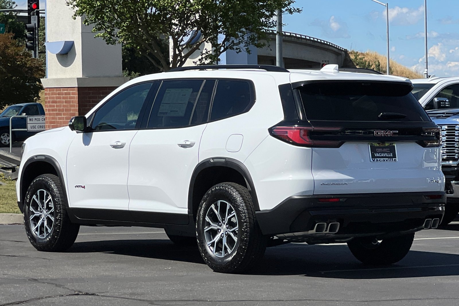 2026 GMC Acadia AT4 photo 6