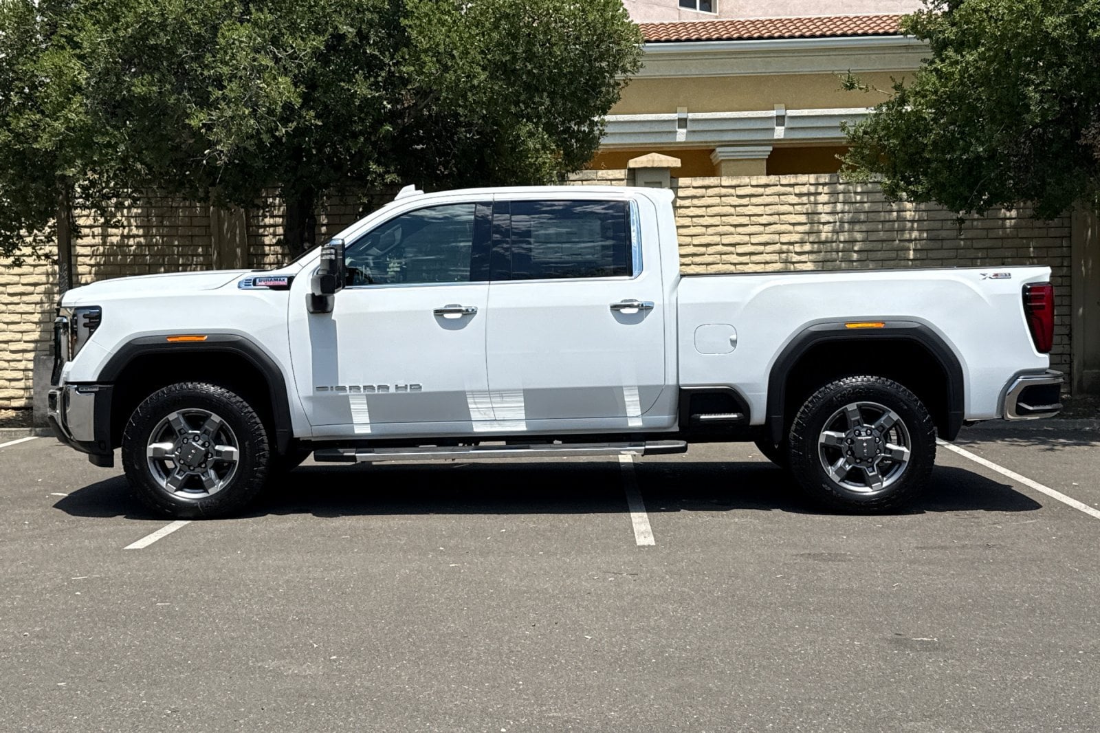 2026 GMC Sierra 2500HD SLT - Photo 8