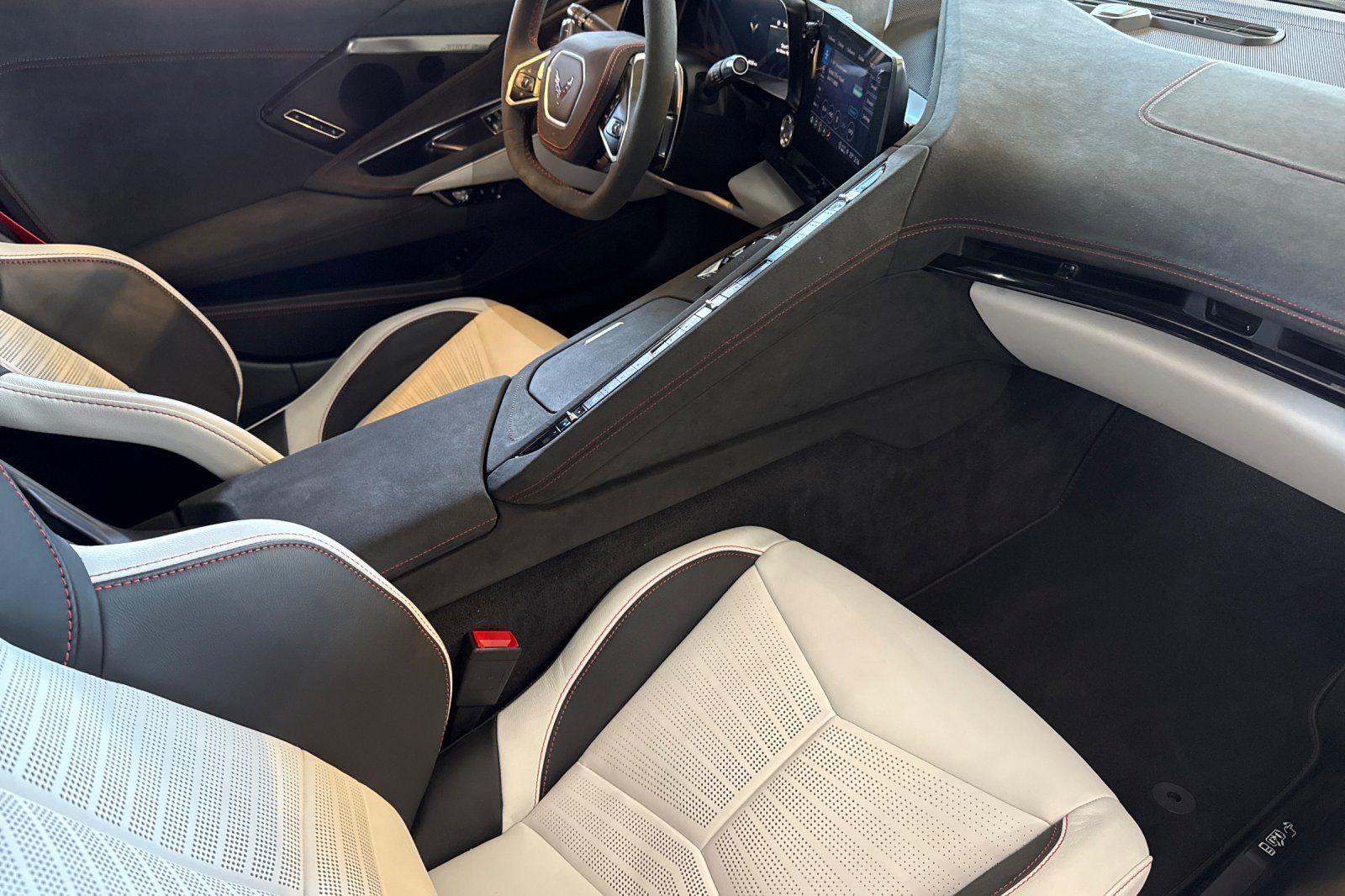 2023 Chevrolet Corvette 3LT - Photo 17