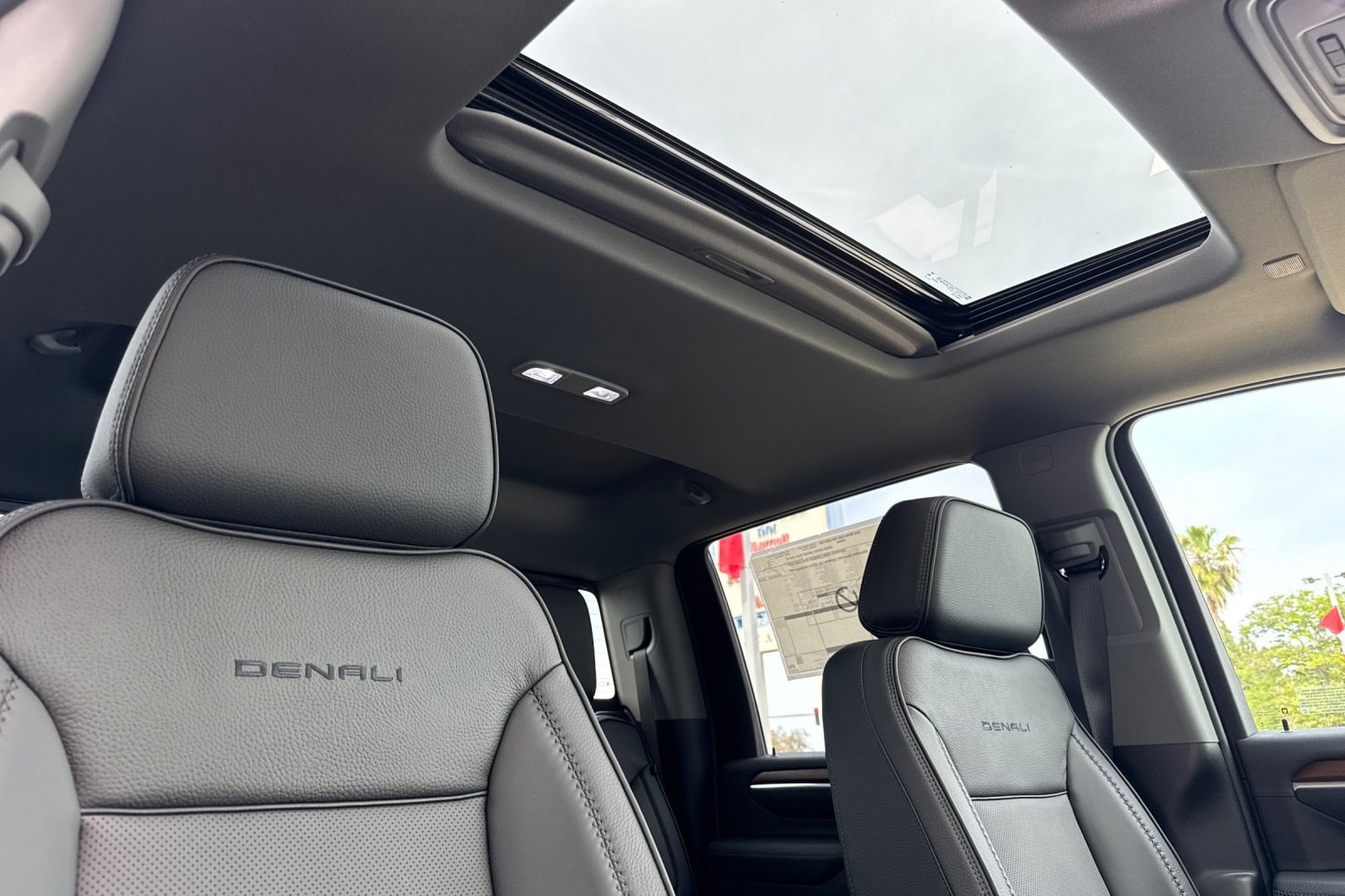 2026 GMC Sierra 2500HD Denali - Photo 17