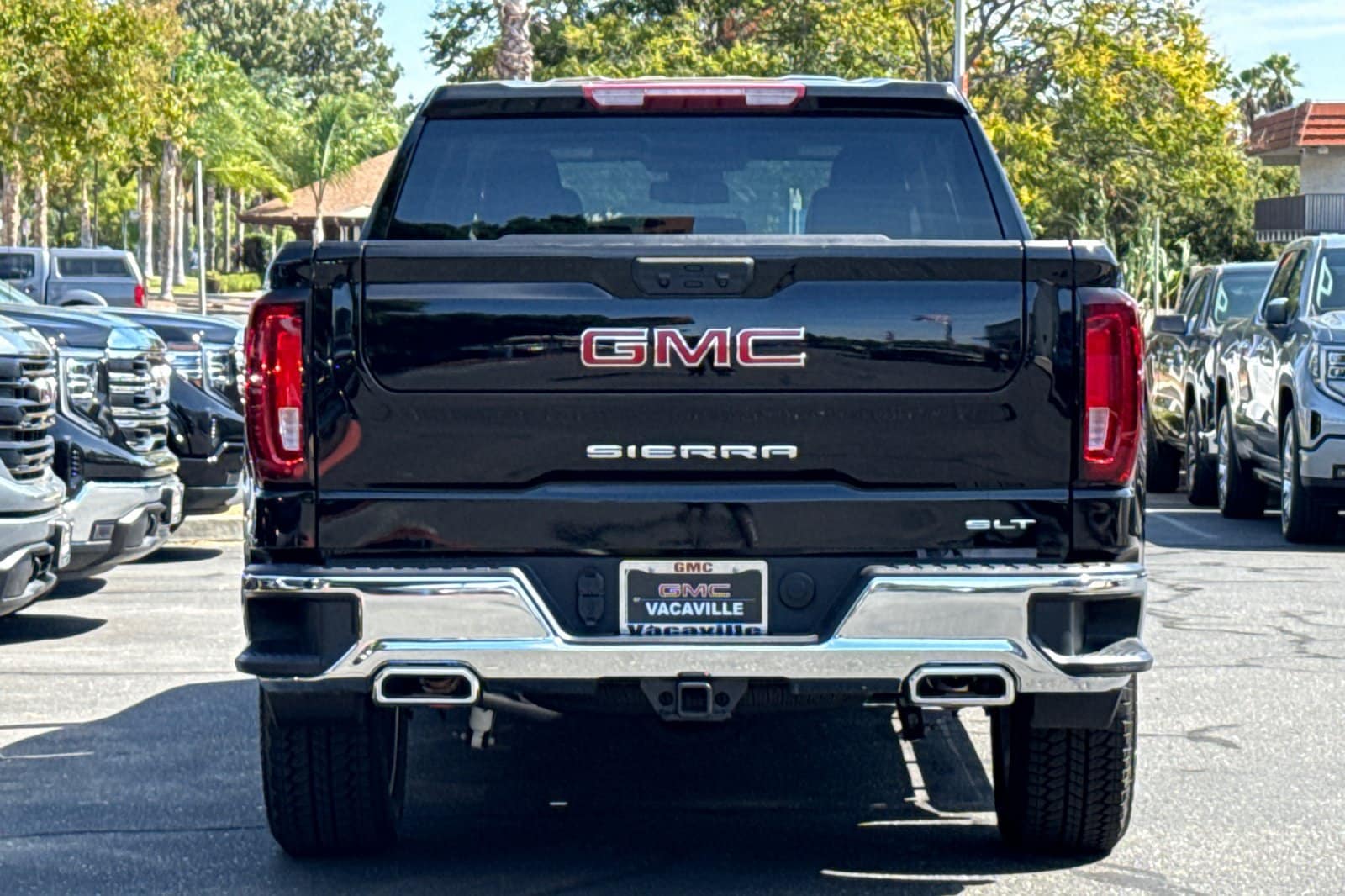2026 GMC Sierra 1500 SLT - Photo 6
