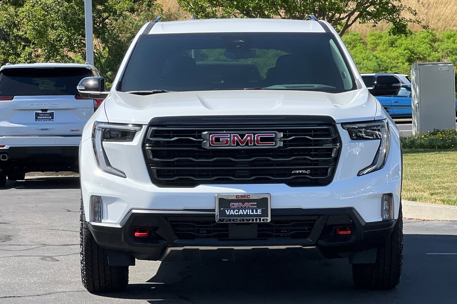 2026 GMC Acadia AT4 - Photo 10