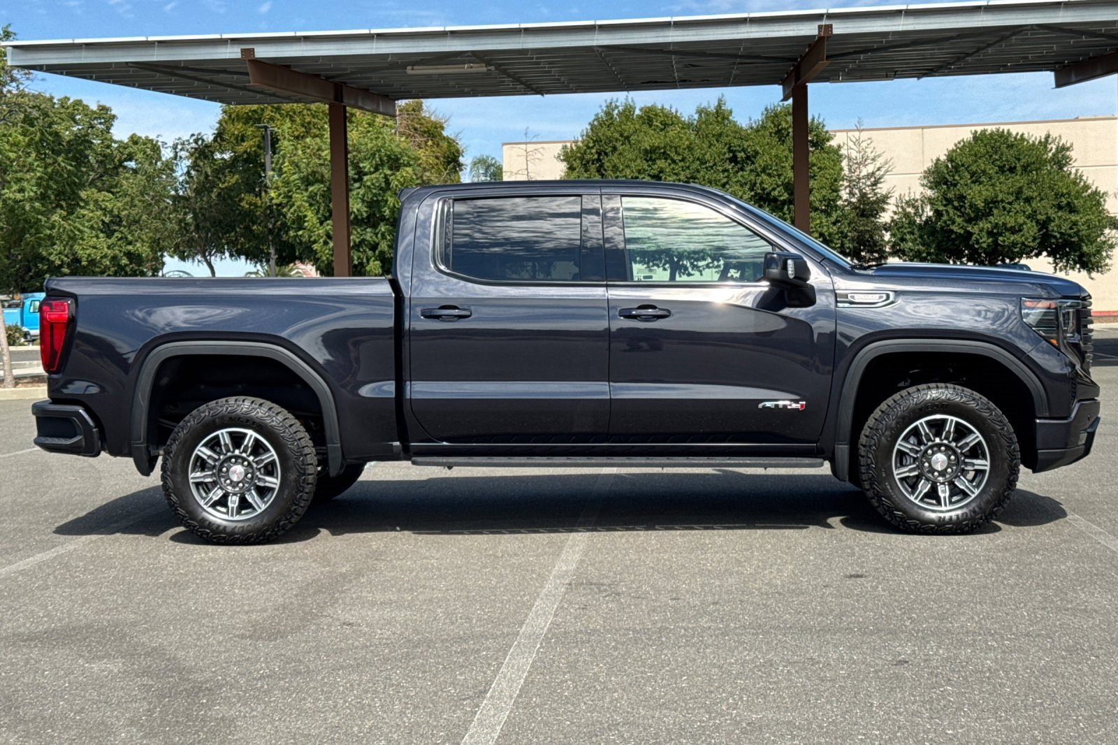2025 Gmc Sierra 1500 AT4 photo 3