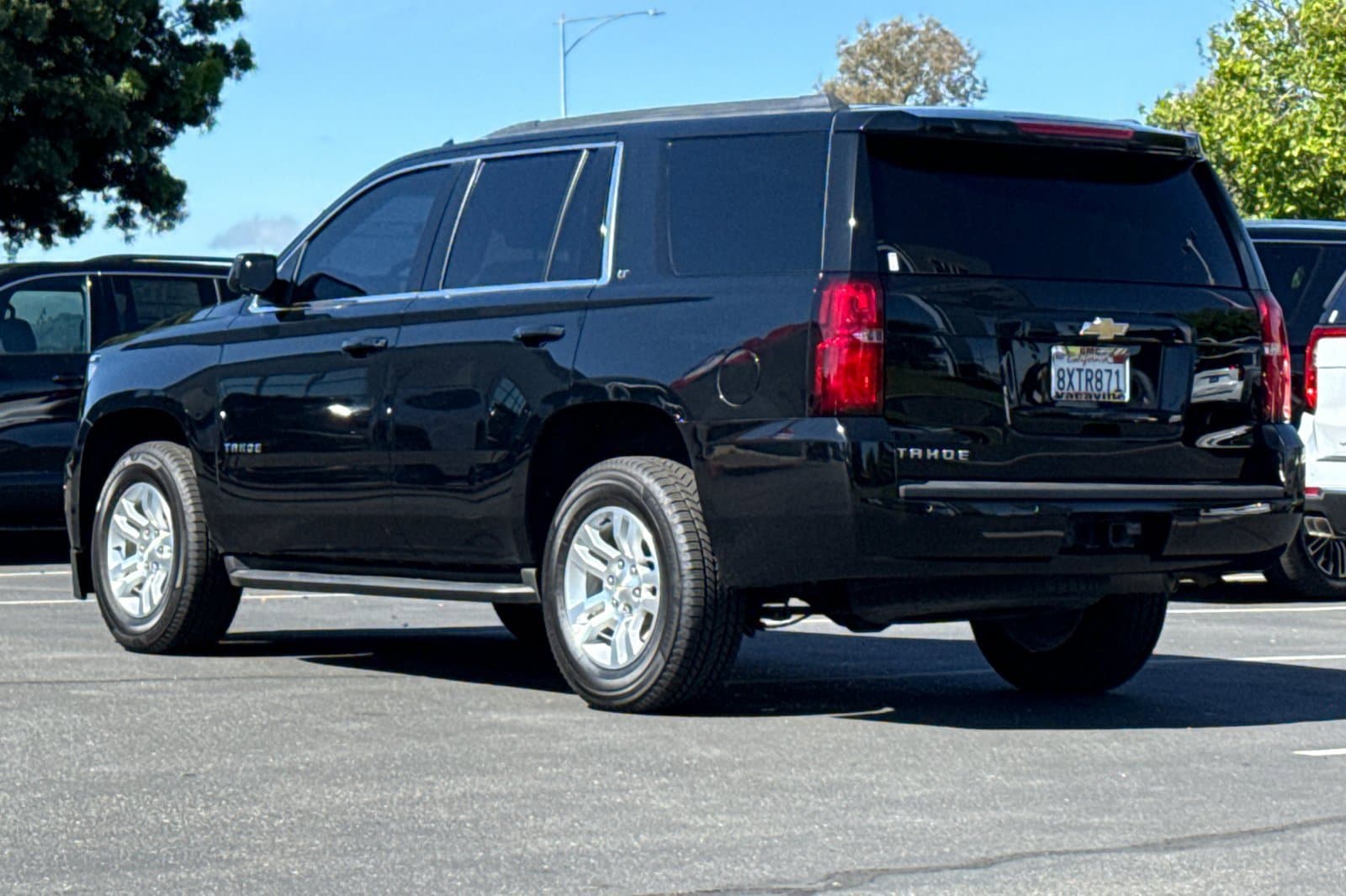 2019 Chevrolet Tahoe LT photo 6