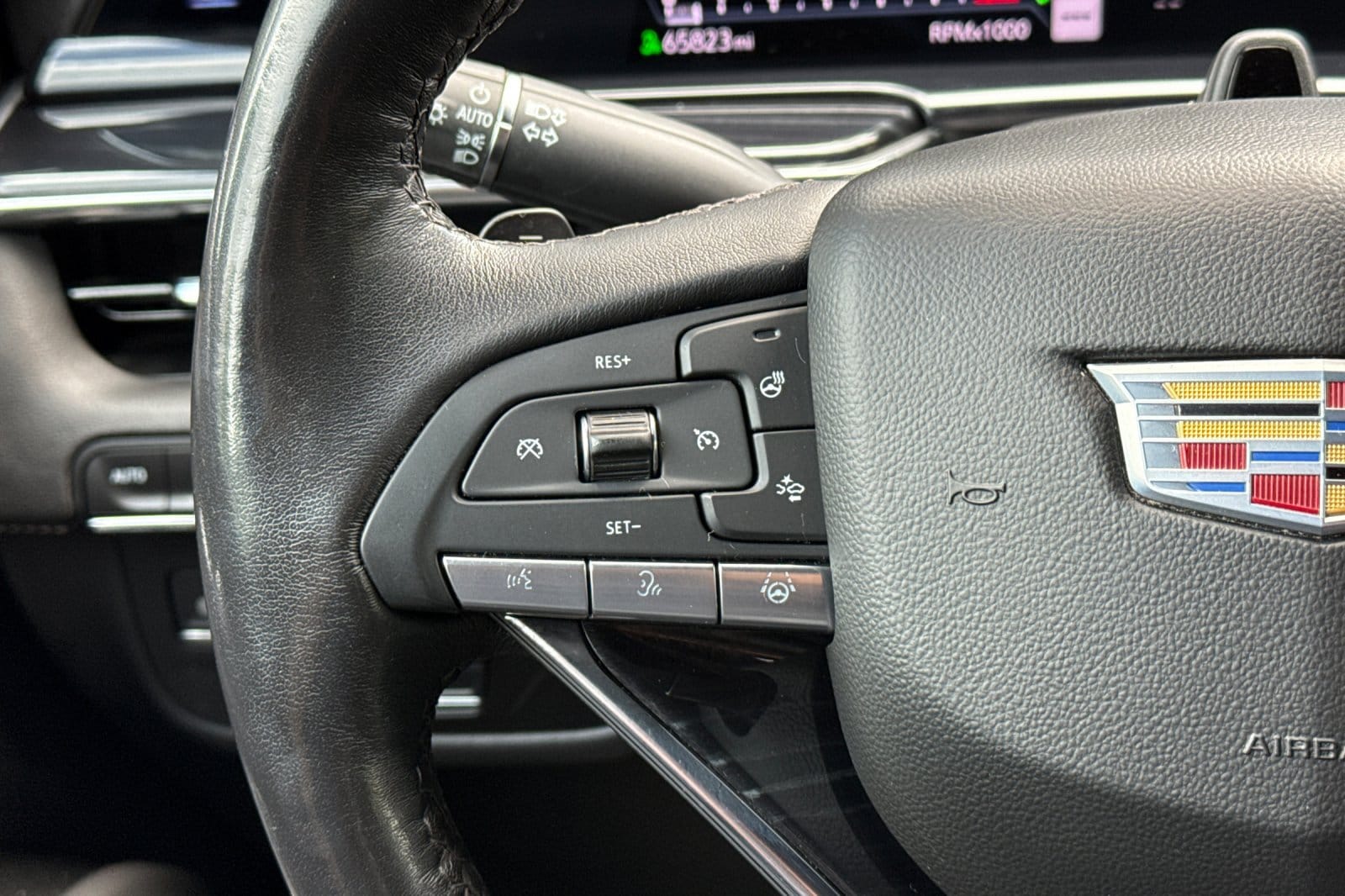 2024 Cadillac Escalade Sport - Photo 31