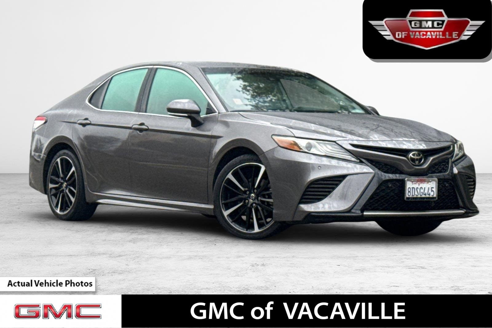 2018 Toyota Camry XSE's photo