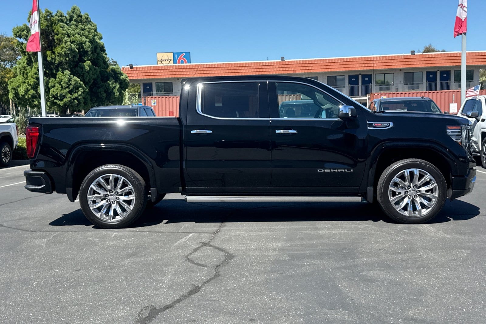 2026 GMC Sierra 1500 Denali - Photo 3