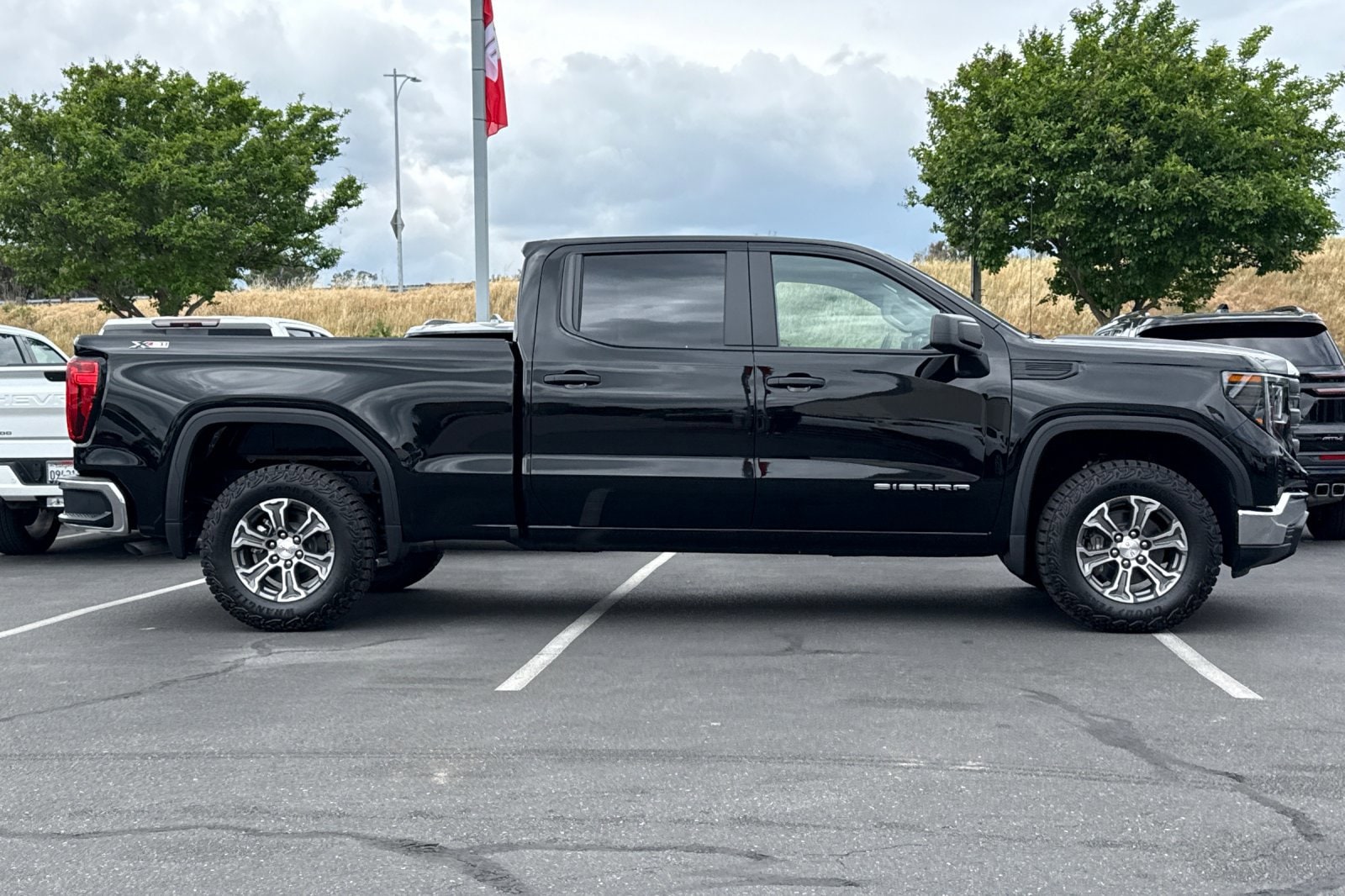 2026 GMC Sierra 1500 Pro photo 2