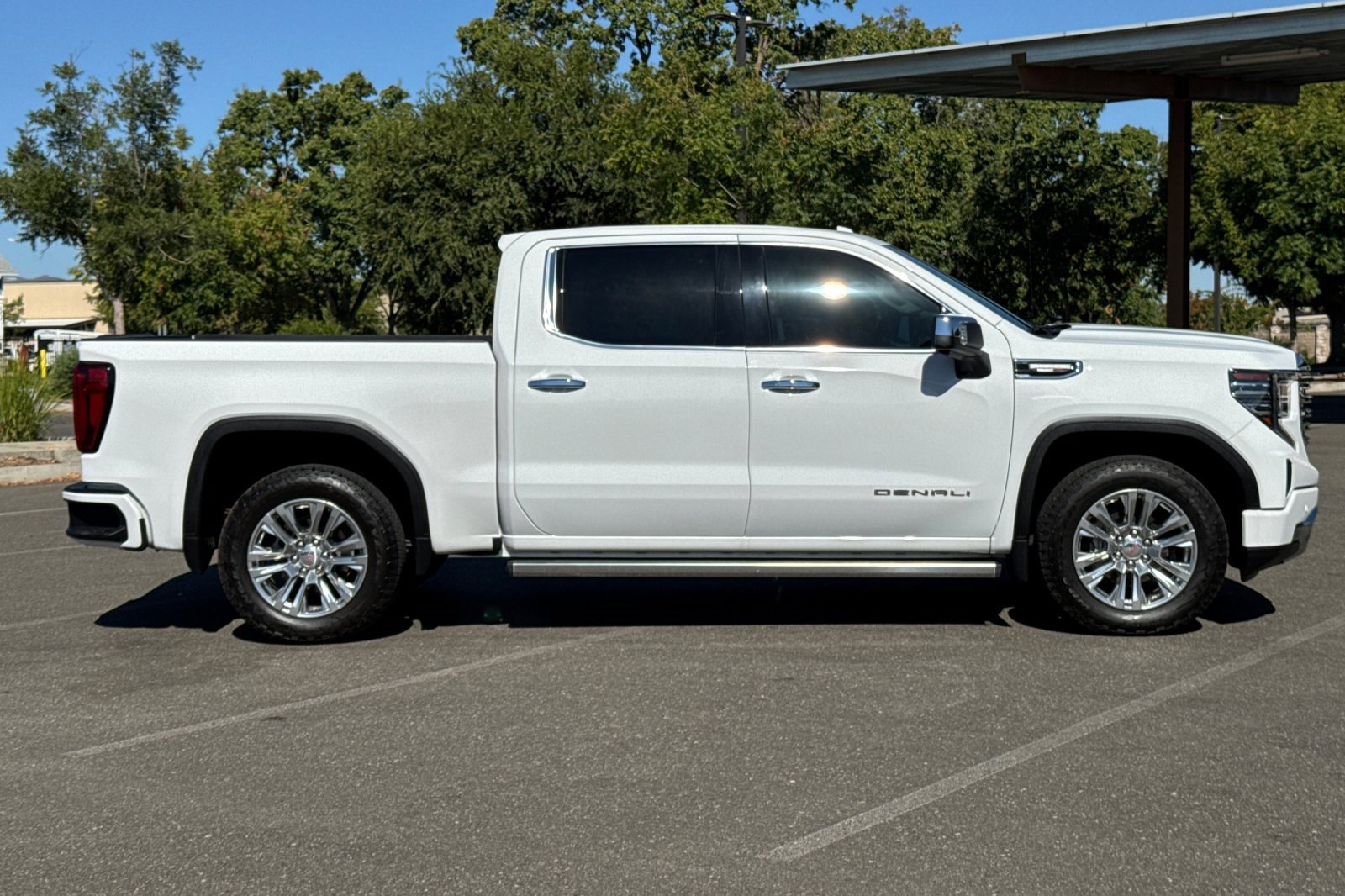 2024 Gmc Sierra 1500 Denali photo 3