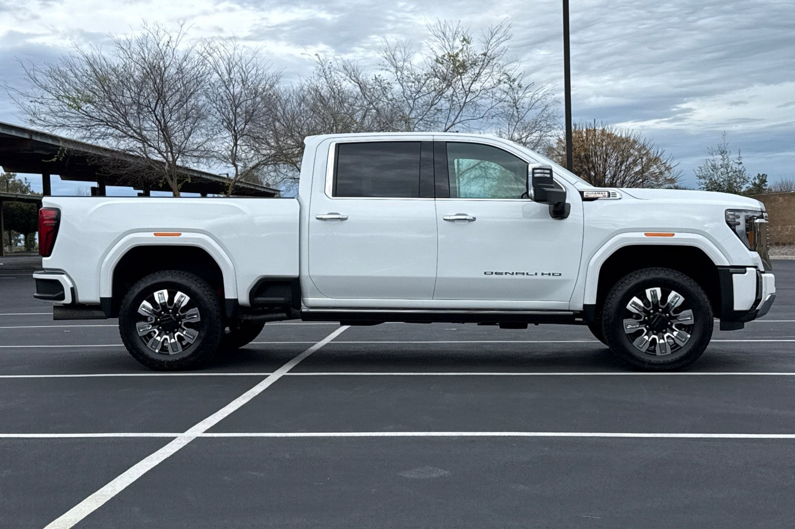 2026 GMC Sierra 2500 HD Denali photo 2
