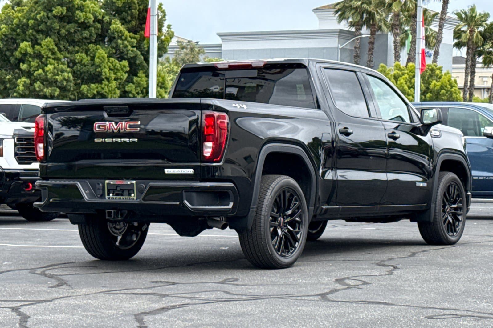 2026 GMC Sierra 1500 Elevation photo 4