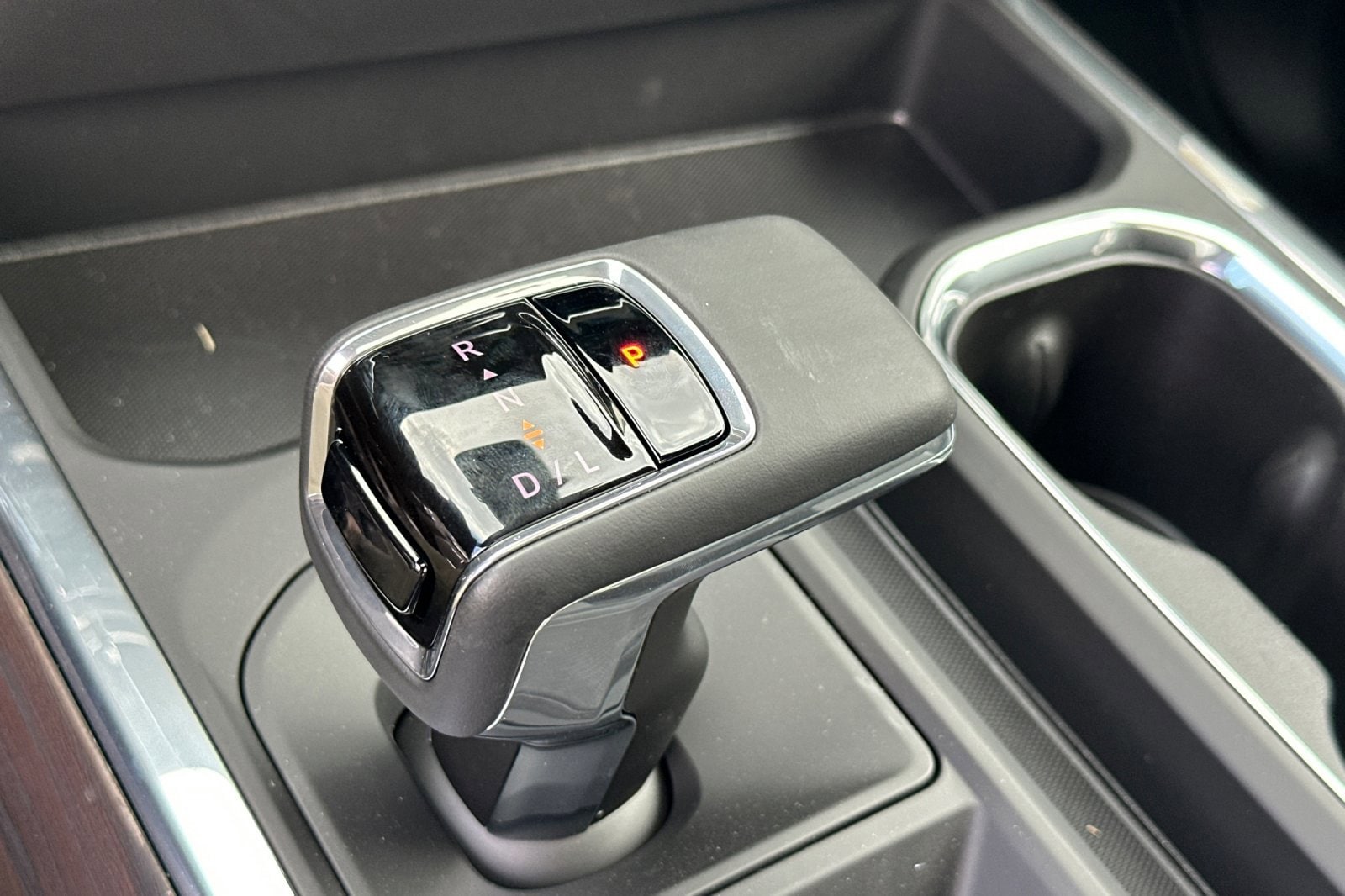 2026 GMC Sierra 1500 SLT - Photo 22
