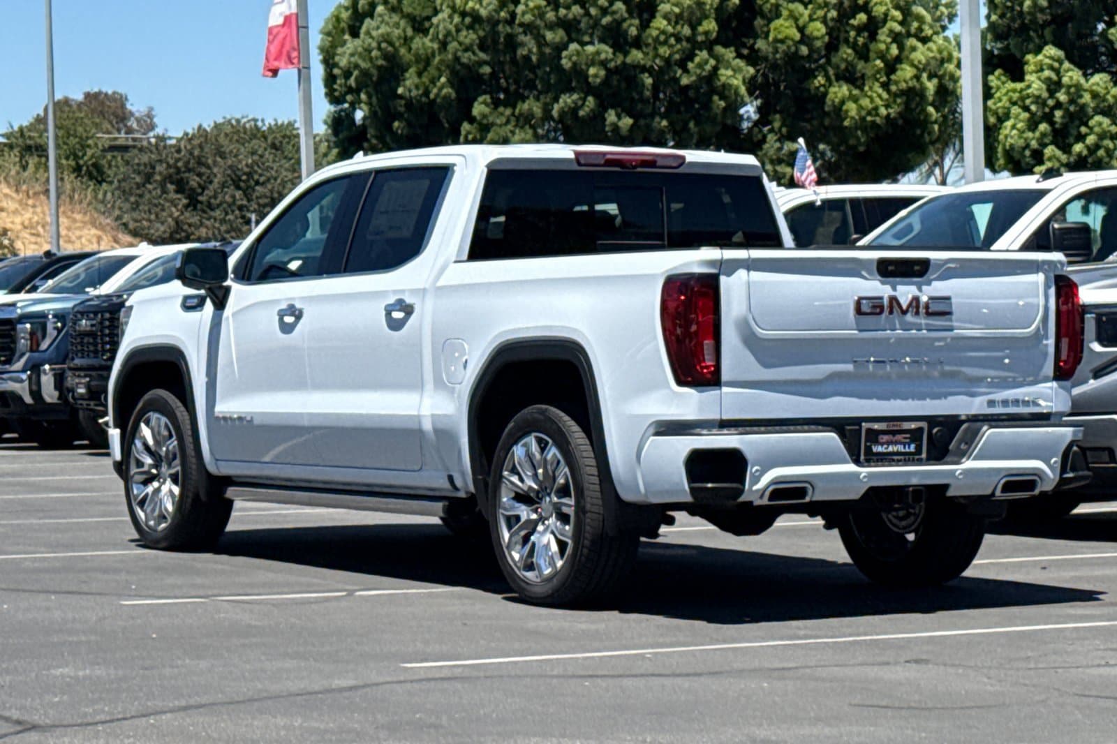 2026 GMC Sierra 1500 Denali - Photo 7