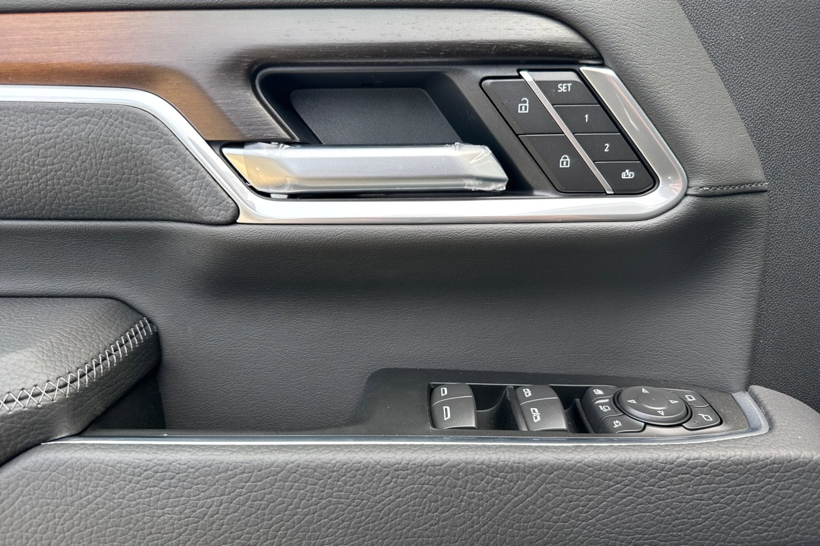 2026 GMC Sierra 2500HD Denali - Photo 12