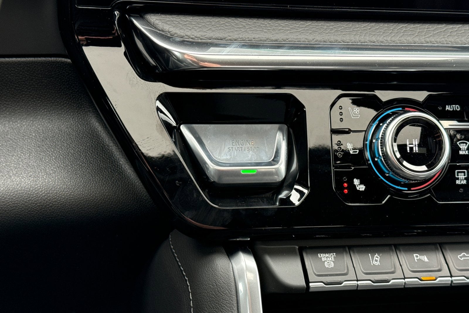 2026 GMC Sierra 2500HD Denali - Photo 23