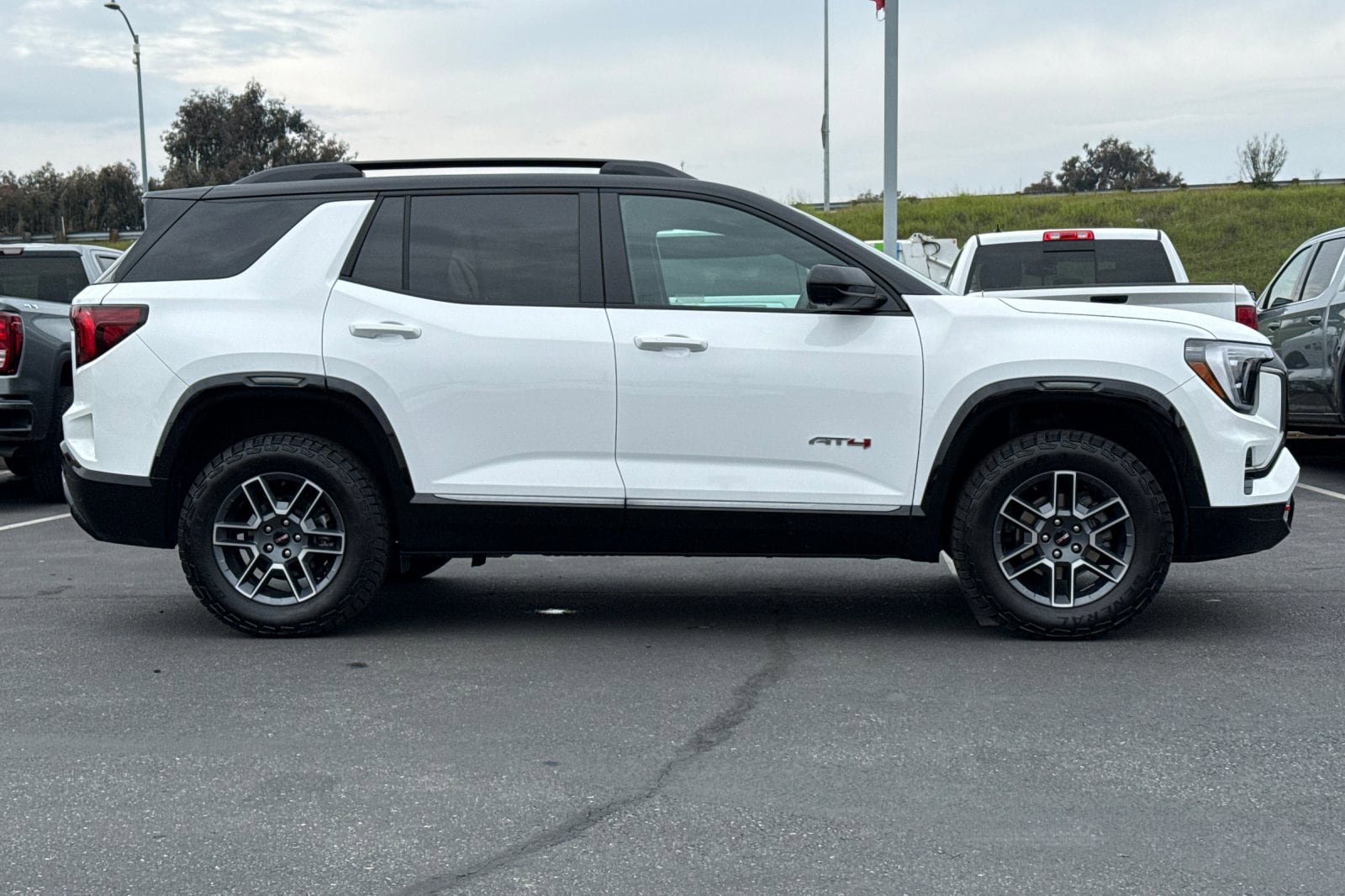 2026 GMC Terrain AT4 photo 2