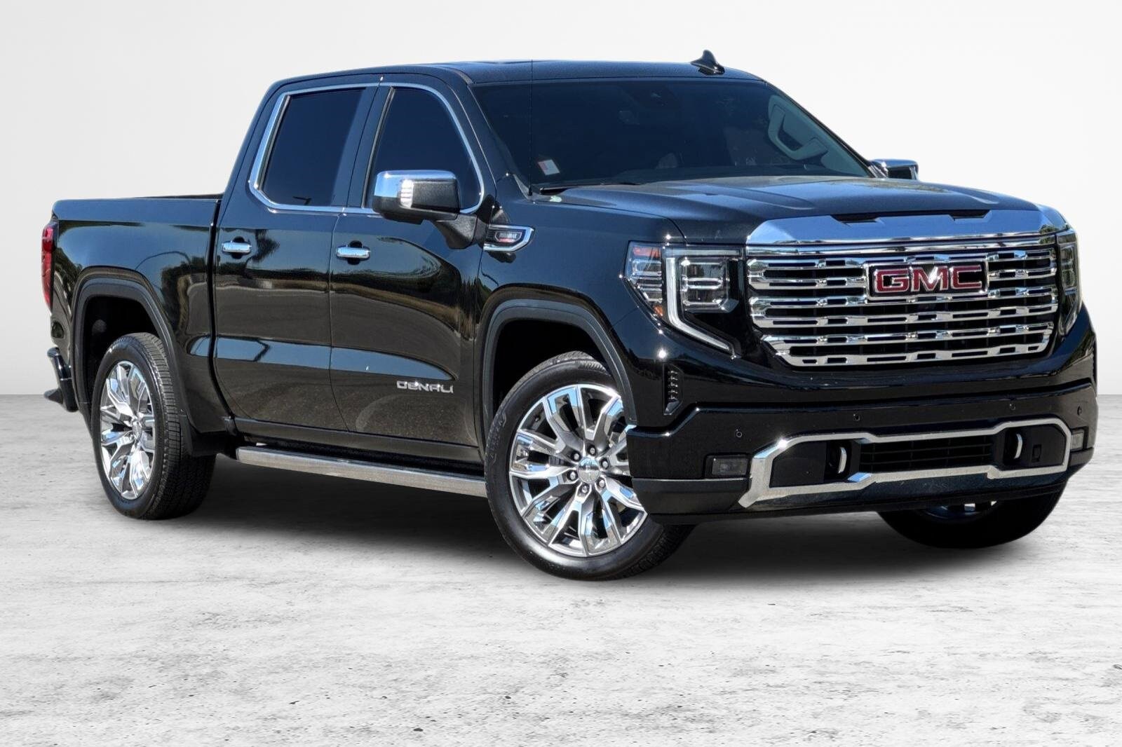 2024 Gmc Sierra 1500 Denali photo 2