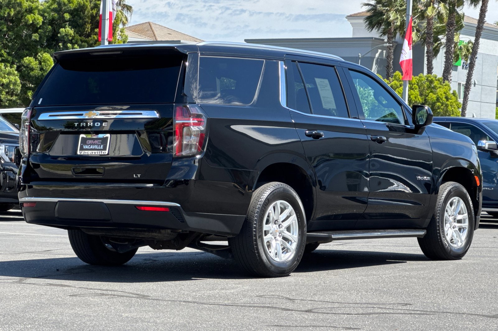 2024 Chevrolet Tahoe LT photo 4