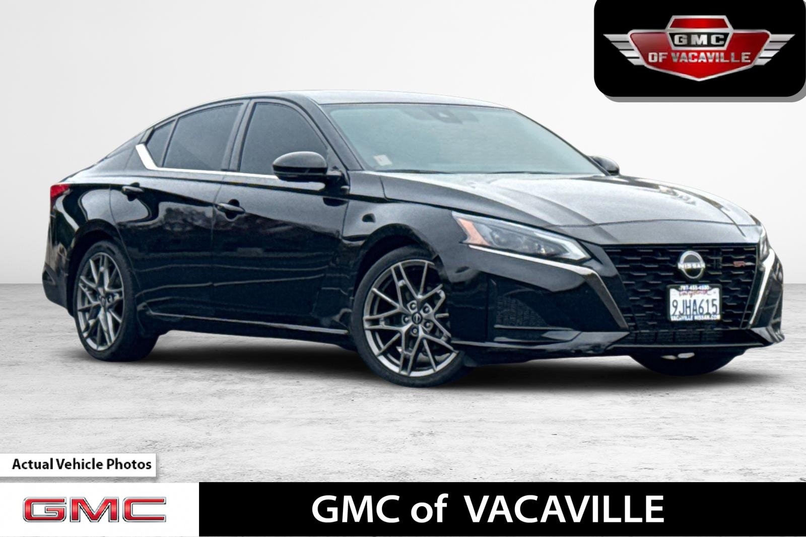 2024 Nissan Altima SR's photo