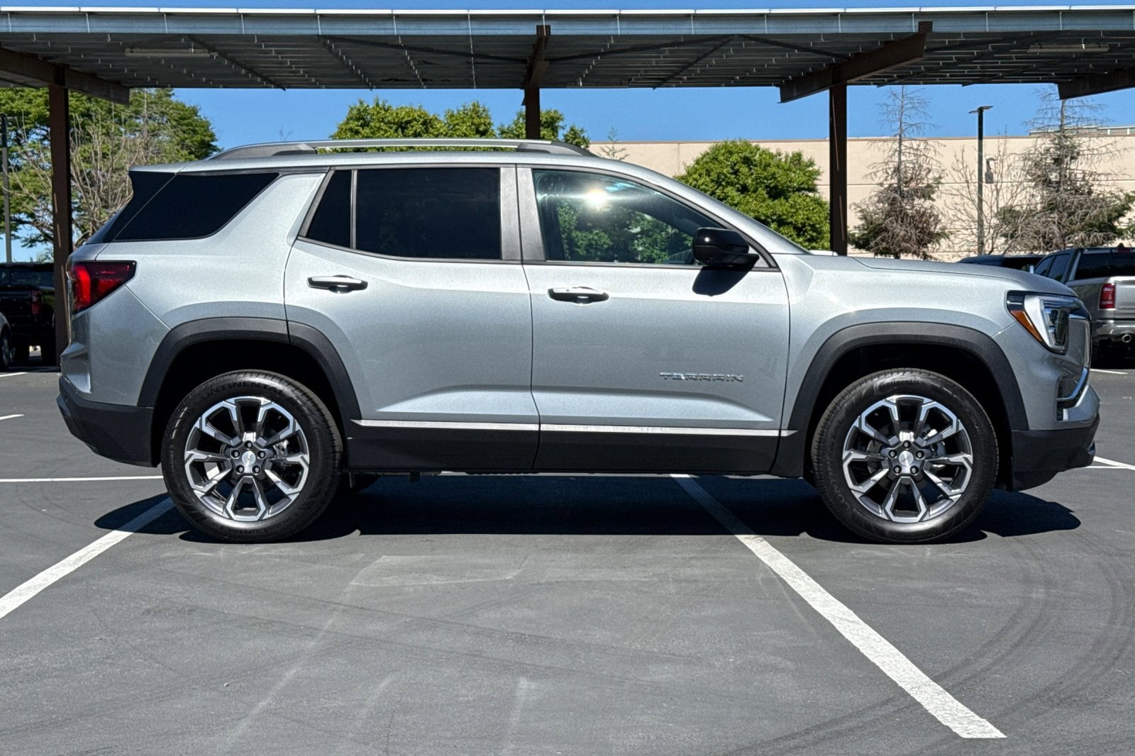 2026 GMC Terrain Elevation photo 2
