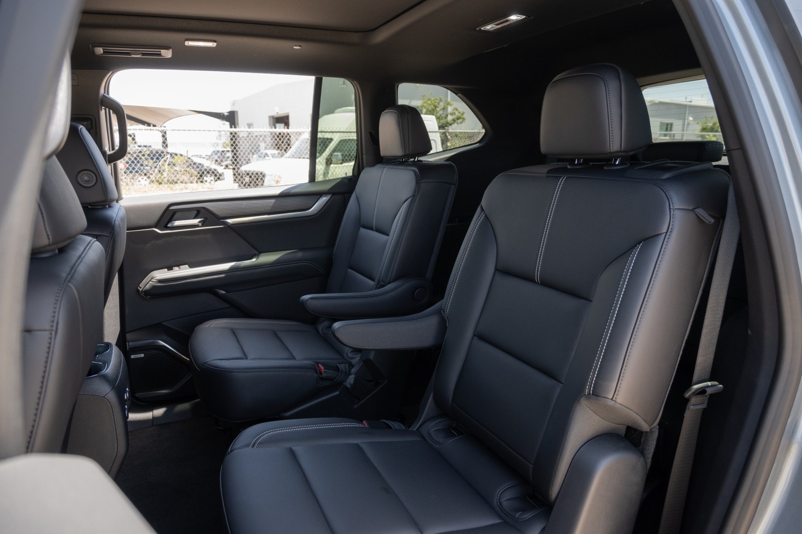 2026 GMC Acadia Elevation - Photo 19
