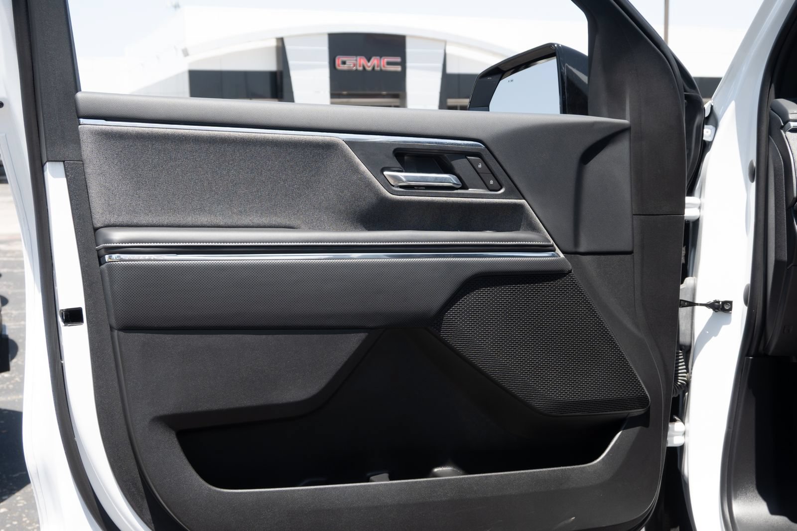 2026 GMC Sierra EV Elevation - Photo 19