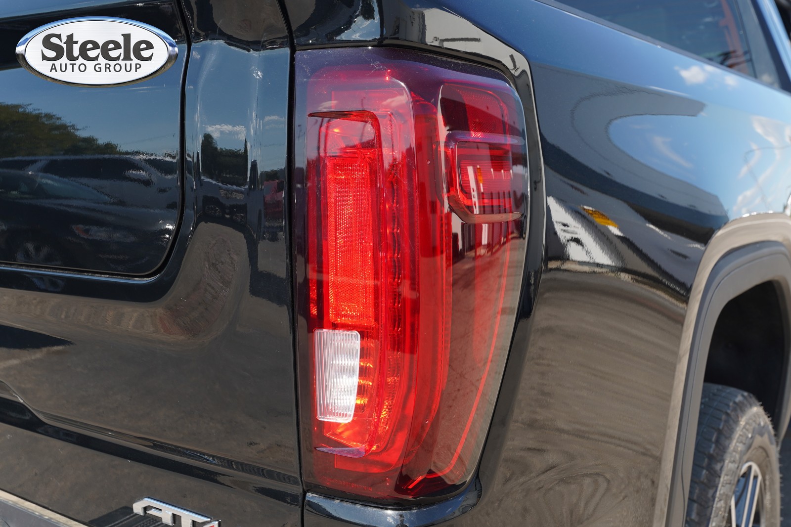 2026 GMC Sierra 1500 AT4 - Photo 21