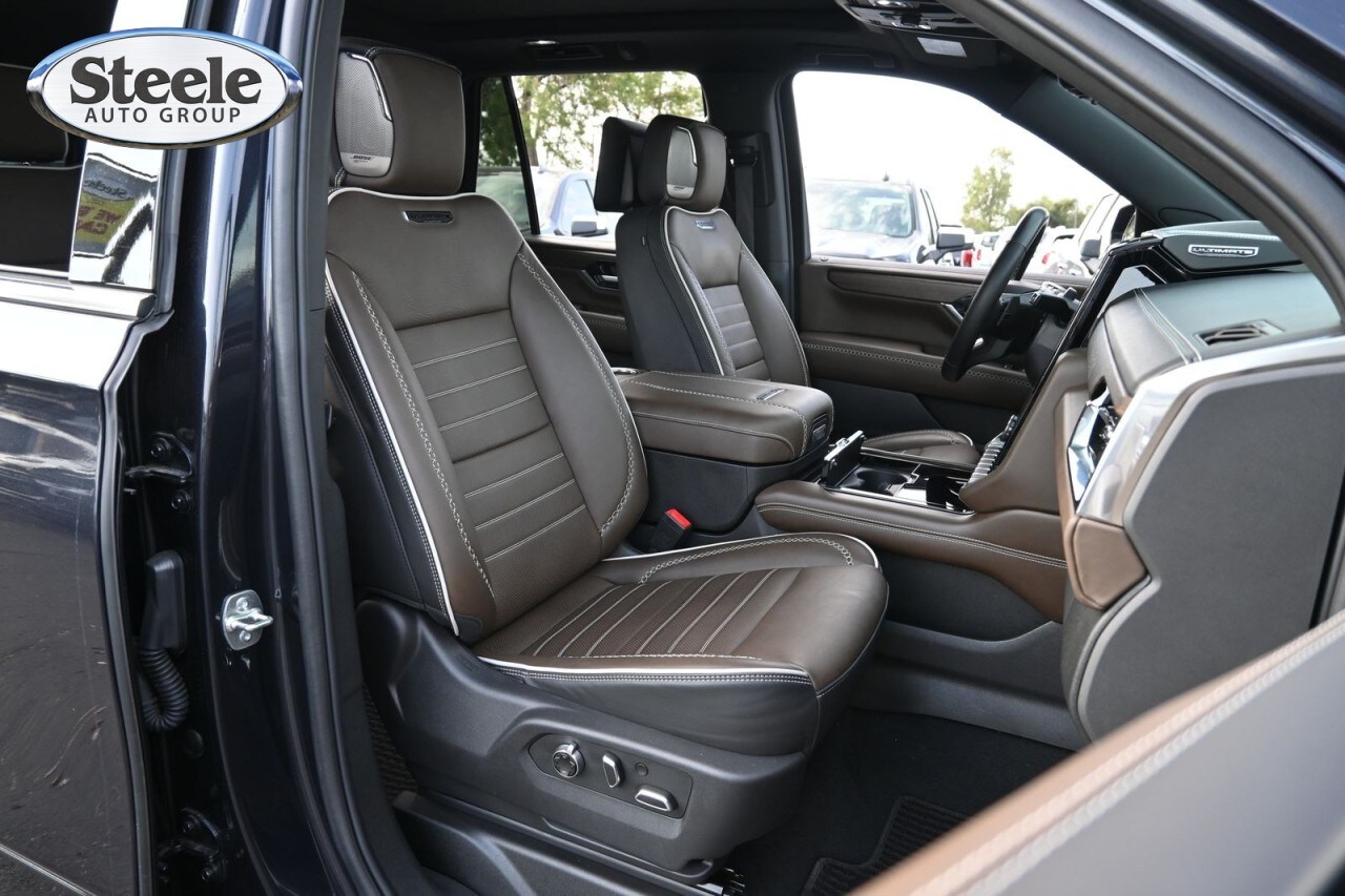 2025 GMC Yukon Denali Ultimate - Photo 27