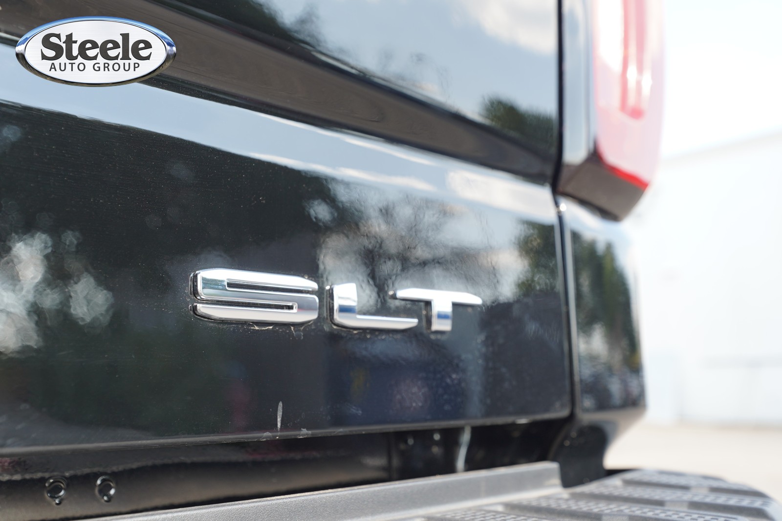 2026 GMC Sierra 1500 SLT - Photo 22