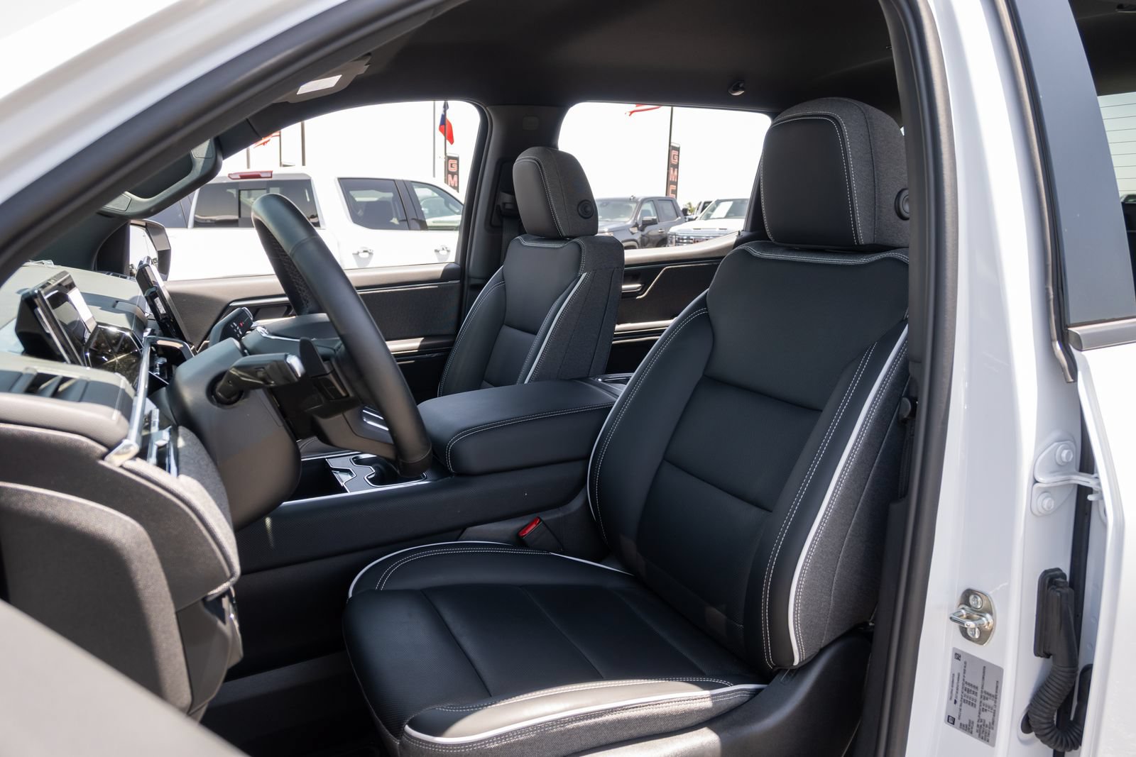 2026 GMC Sierra EV Elevation - Photo 18