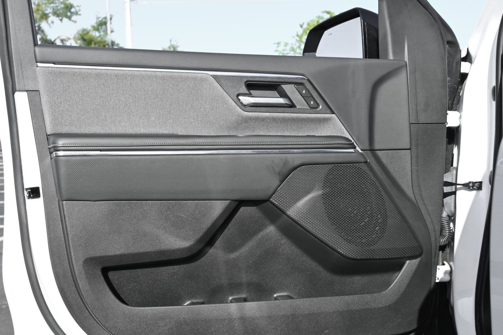 2026 GMC Sierra EV Elevation - Photo 19