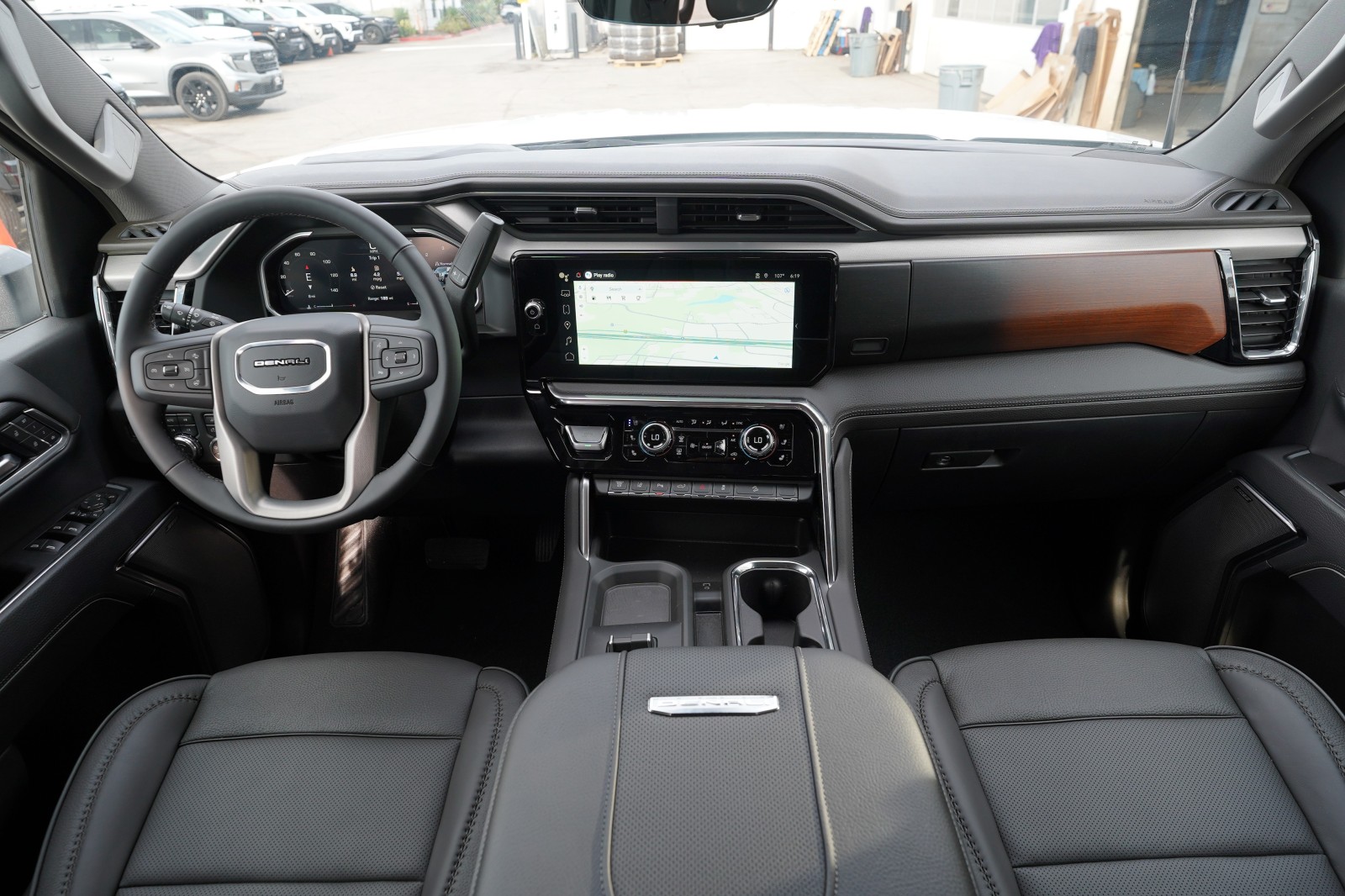 2026 GMC Sierra 2500HD Denali - Photo 7