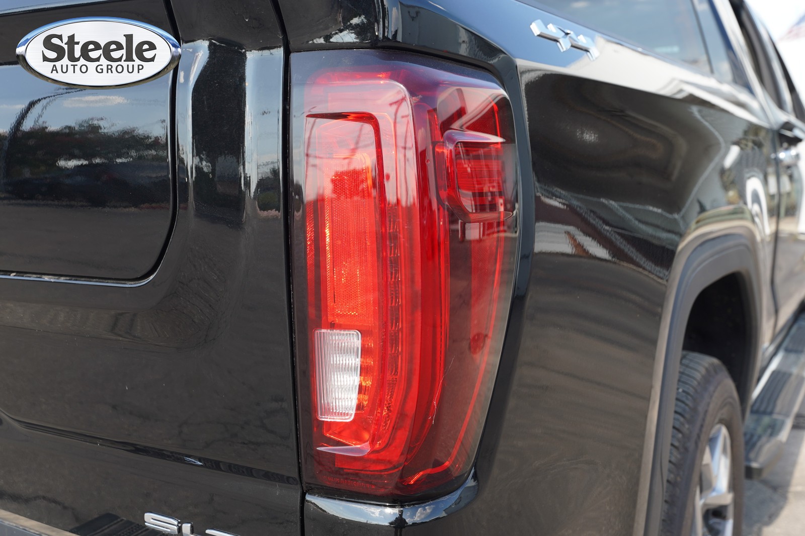 2026 GMC Sierra 1500 SLT - Photo 21