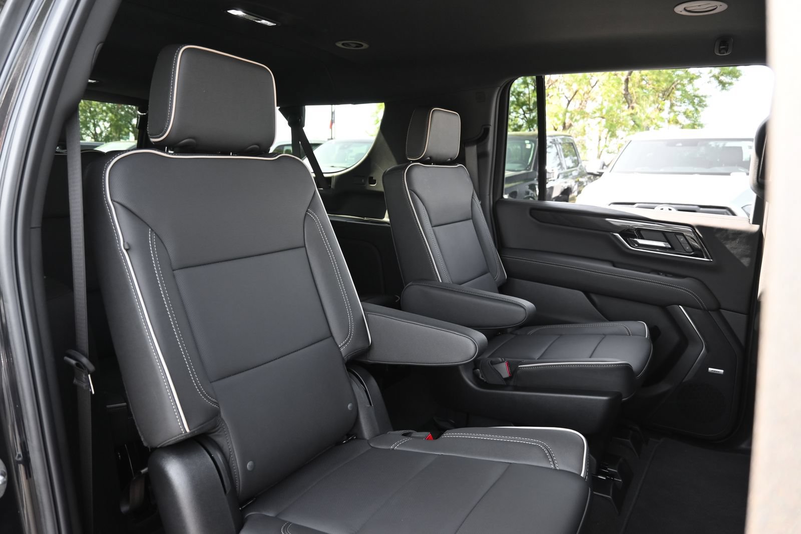 2026 GMC Yukon XL Elevation - Photo 25