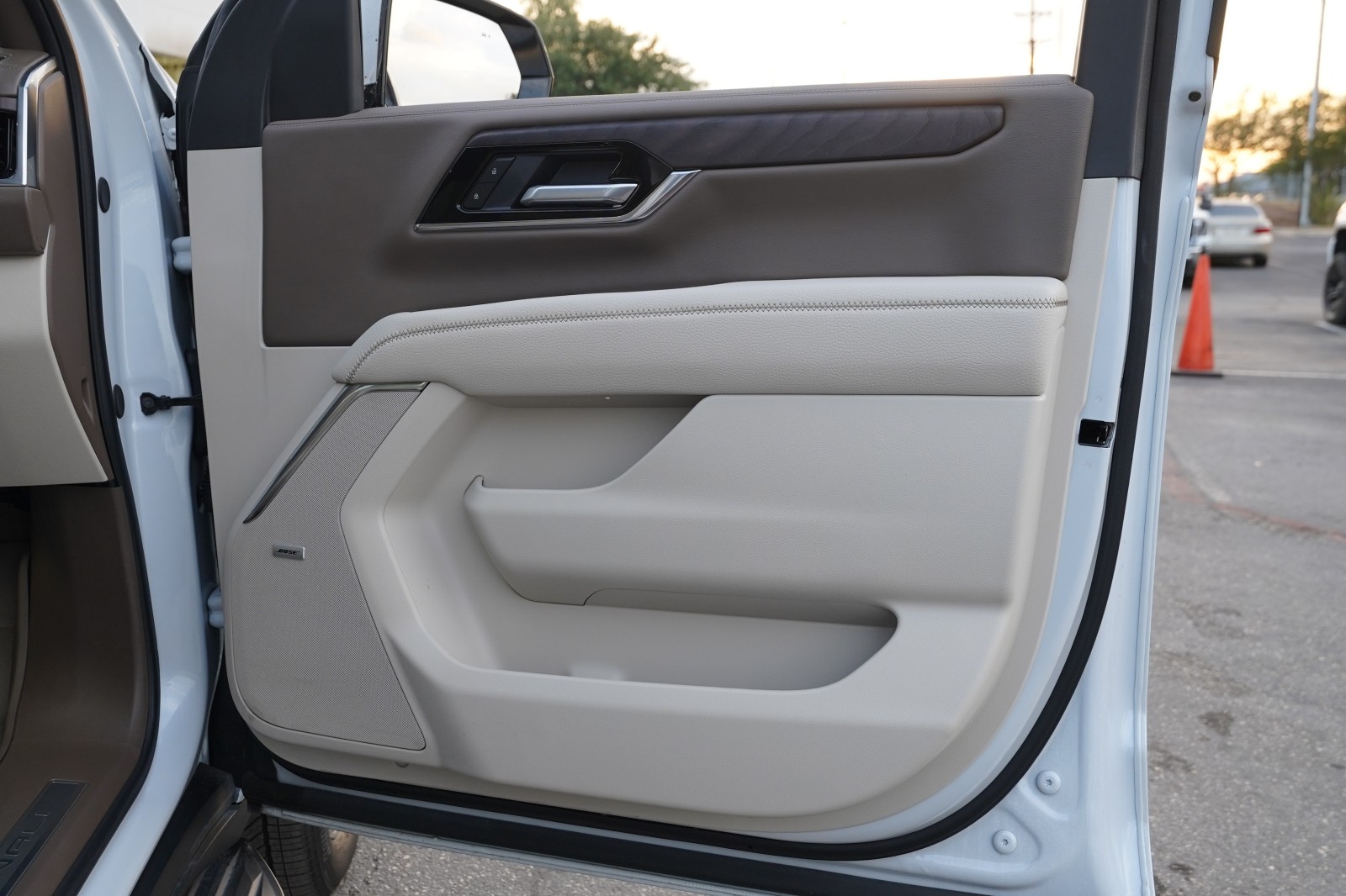 2026 GMC Yukon XL Denali - Photo 26
