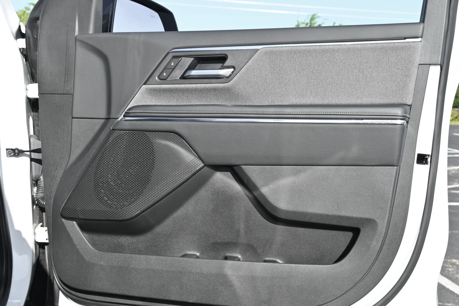 2026 GMC Sierra EV Elevation - Photo 26