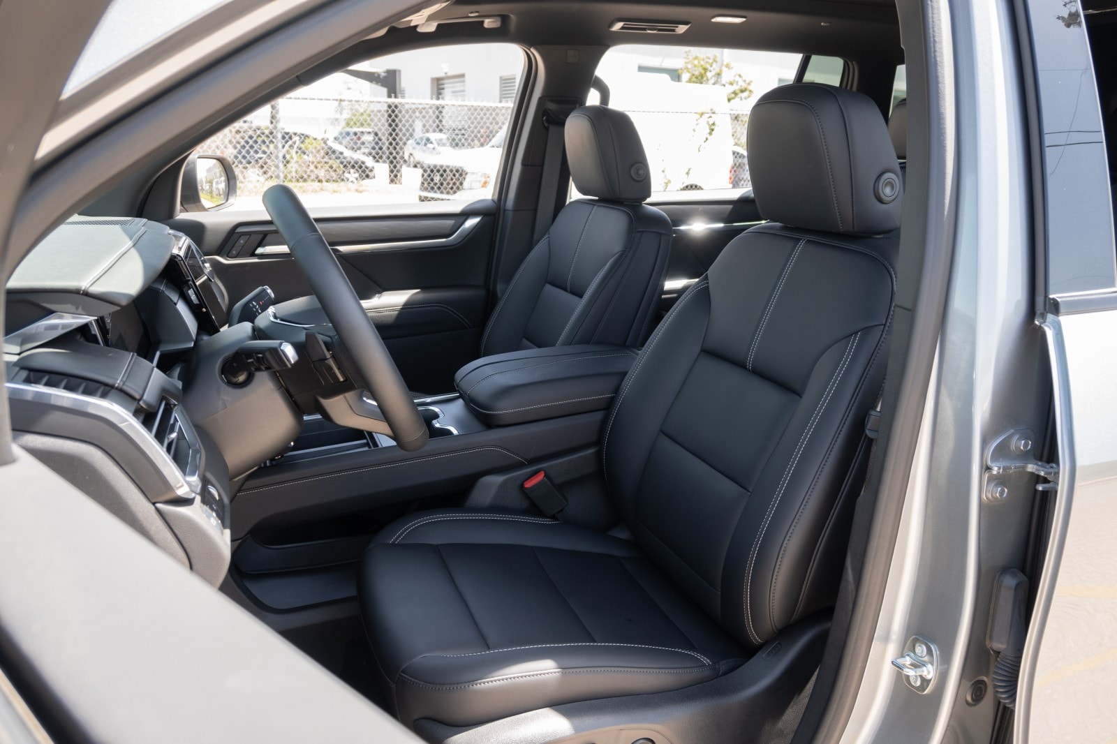 2026 GMC Acadia Elevation - Photo 17