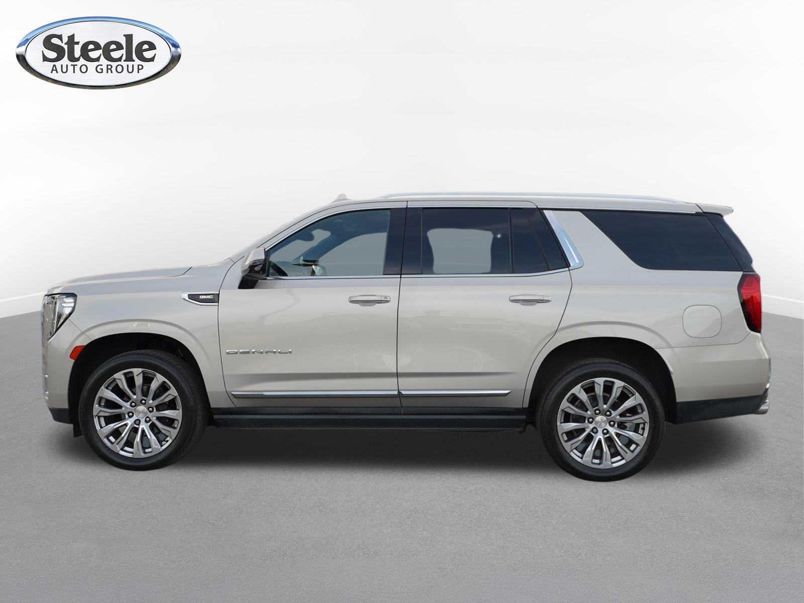 2022 GMC Yukon Denali - Photo 4