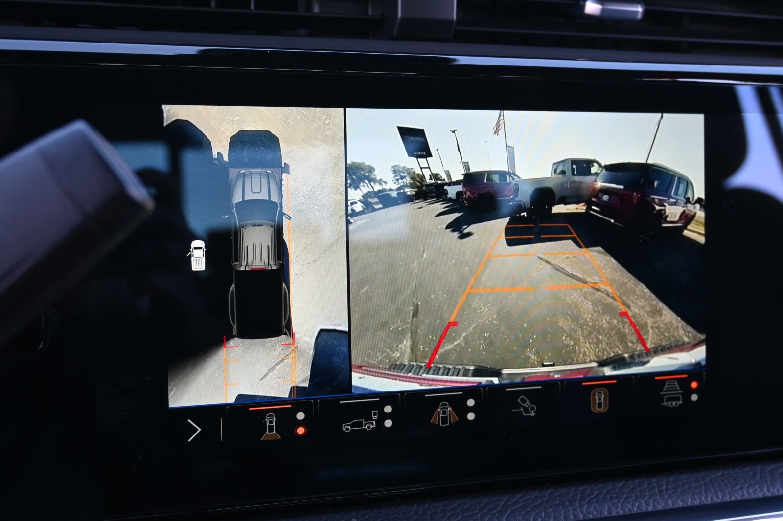 2024 GMC Sierra 3500HD Denali - Photo 13