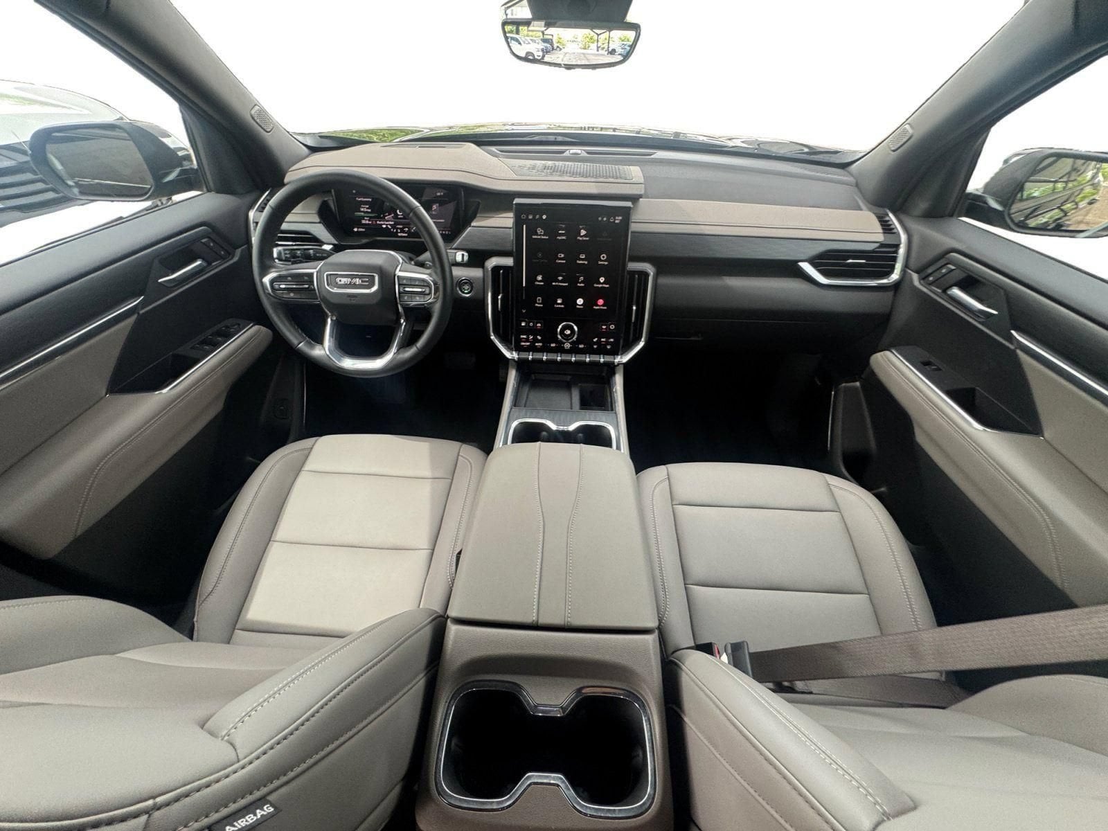 2026 GMC Acadia Elevation - Photo 11