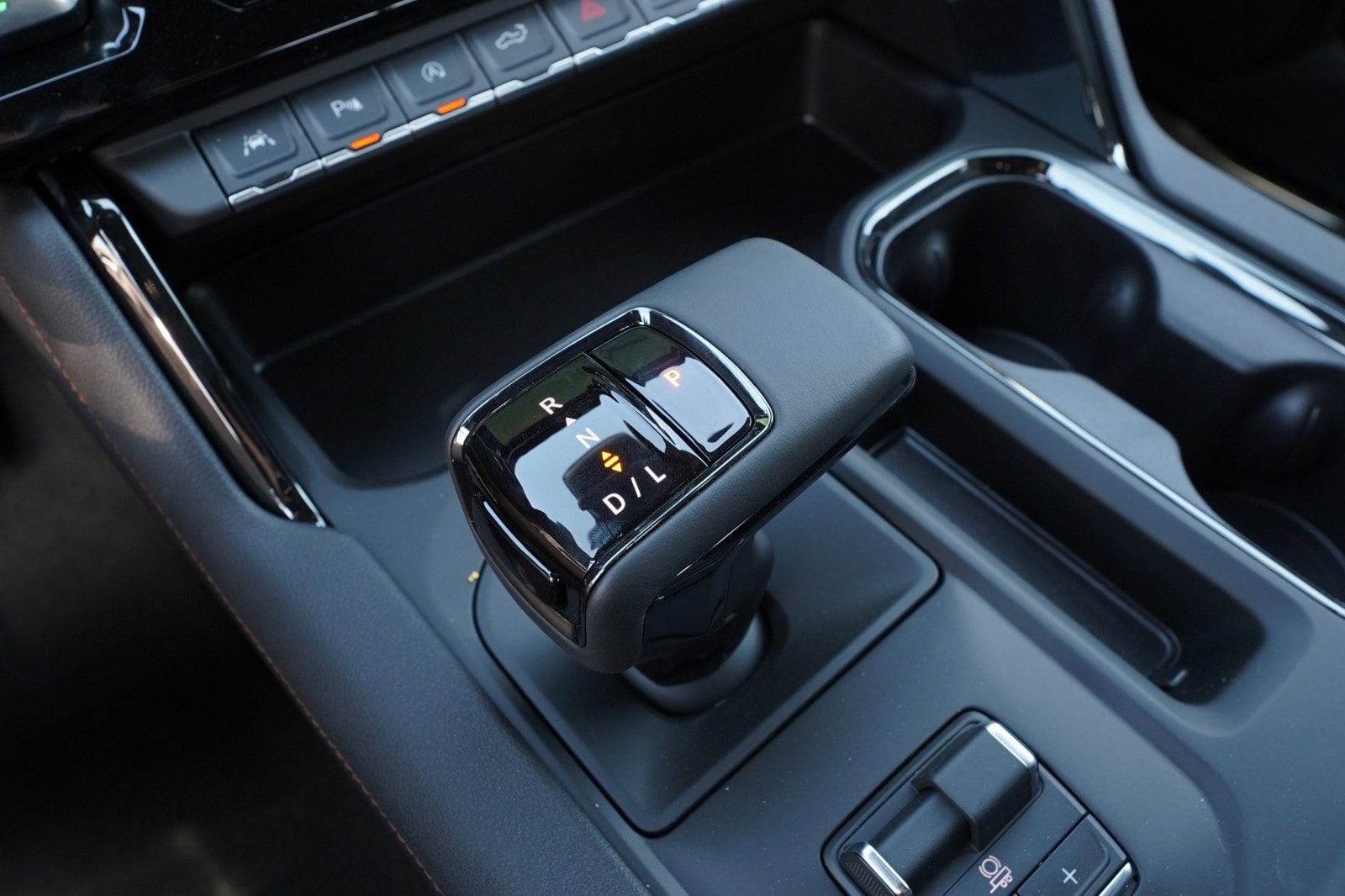 2026 GMC Sierra 1500 AT4 - Photo 14