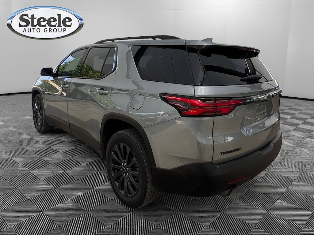 Used 2023 Chevrolet Traverse RS SUV