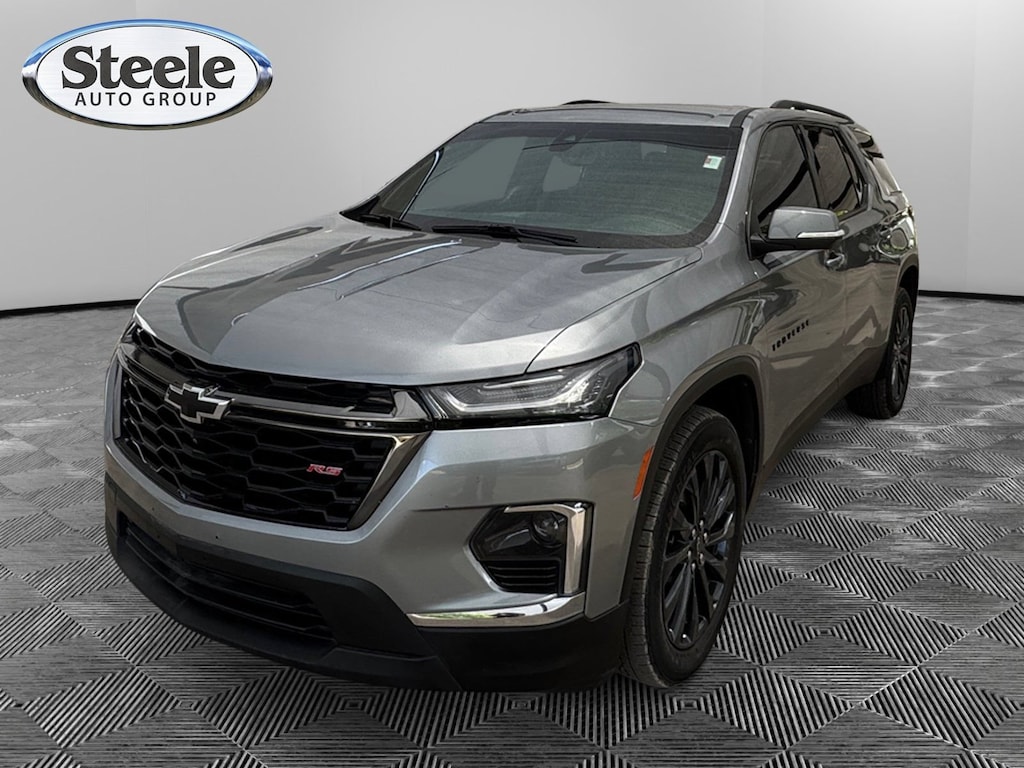 Used 2023 Chevrolet Traverse RS SUV
