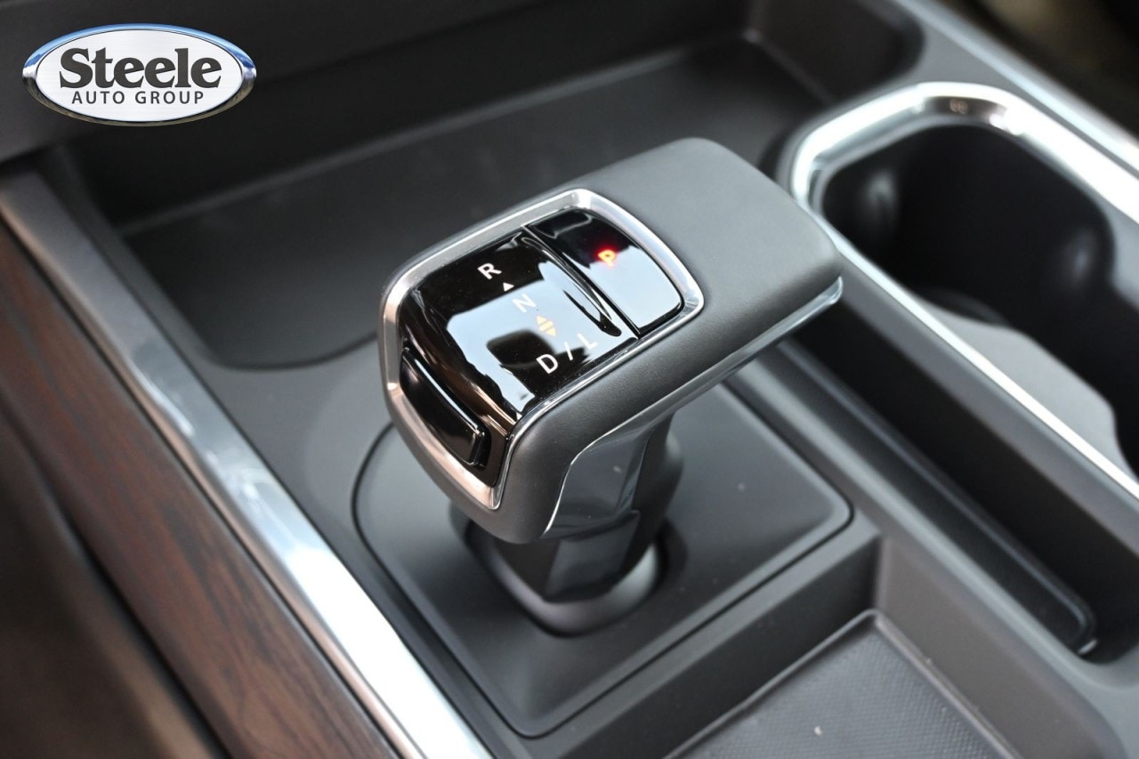 2026 GMC Sierra 1500 SLT - Photo 14