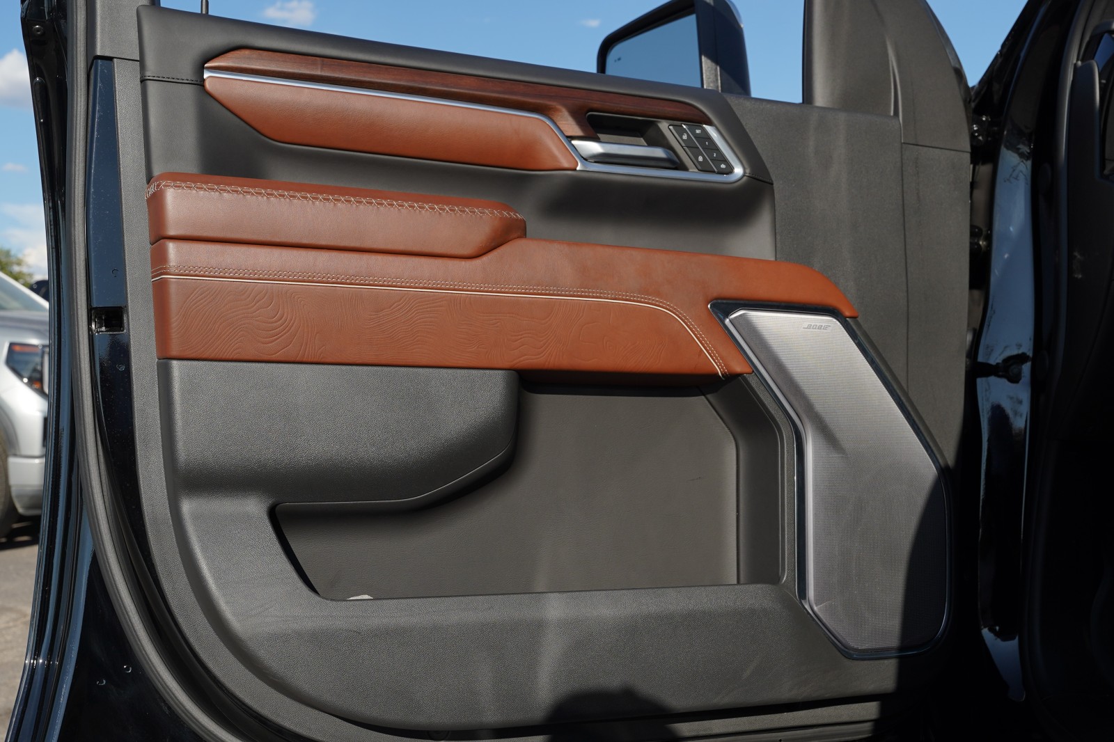 2024 GMC Sierra 2500HD Denali Ultimate - Photo 19