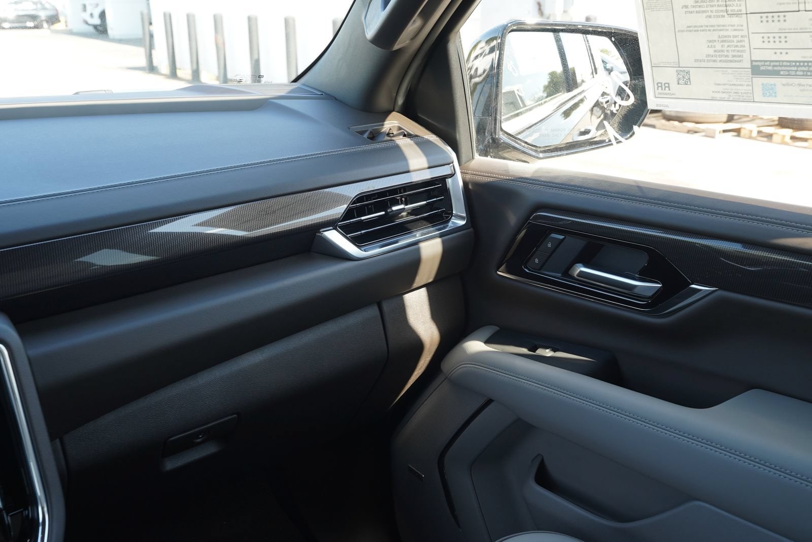 2026 GMC Yukon Elevation - Photo 8
