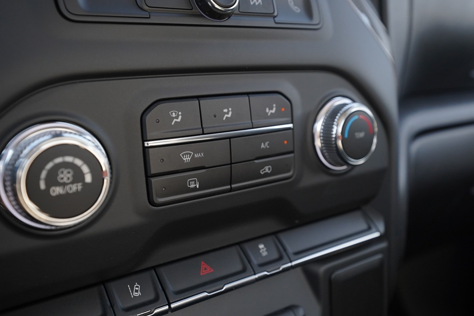 2026 GMC Sierra 2500HD Pro - Photo 15