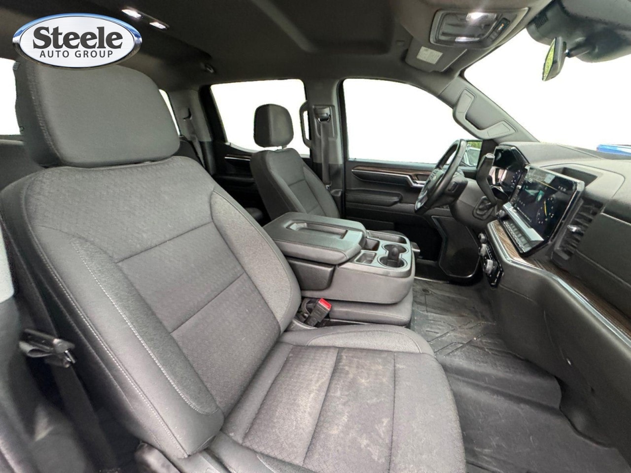 2023 Chevrolet Silverado 1500 LT - Photo 15