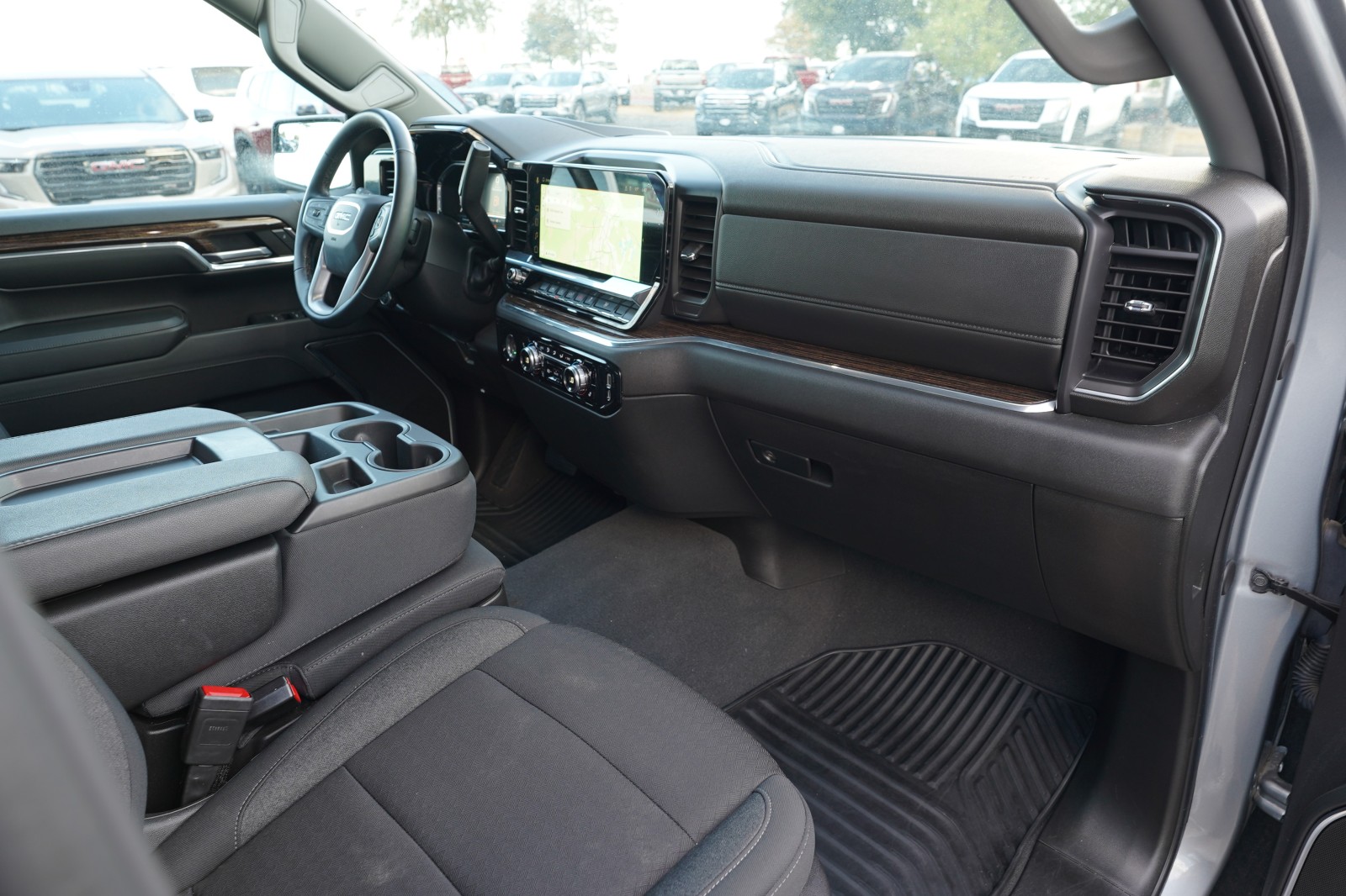 2024 GMC Sierra 1500 Elevation - Photo 24
